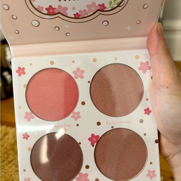 NWT Beauty Bakerie Cotton Candy Champagne Blush - Picture 2 of 6